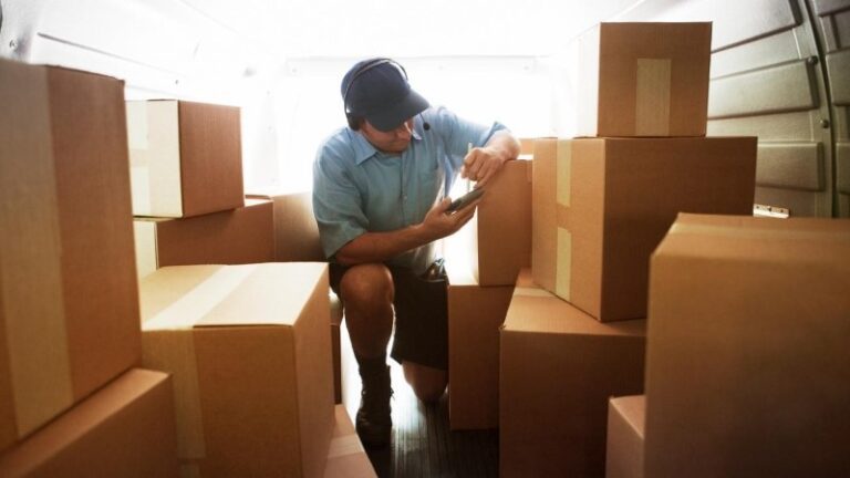 איך עובדת שליחות מהיום להיום בישראל ולמה כולם עוברים לדליברים?